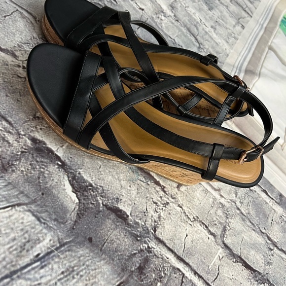 New G H Bass & Co women shoes size 10 (4) - Picture 3 of 10